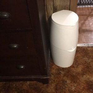 Diaper genie
